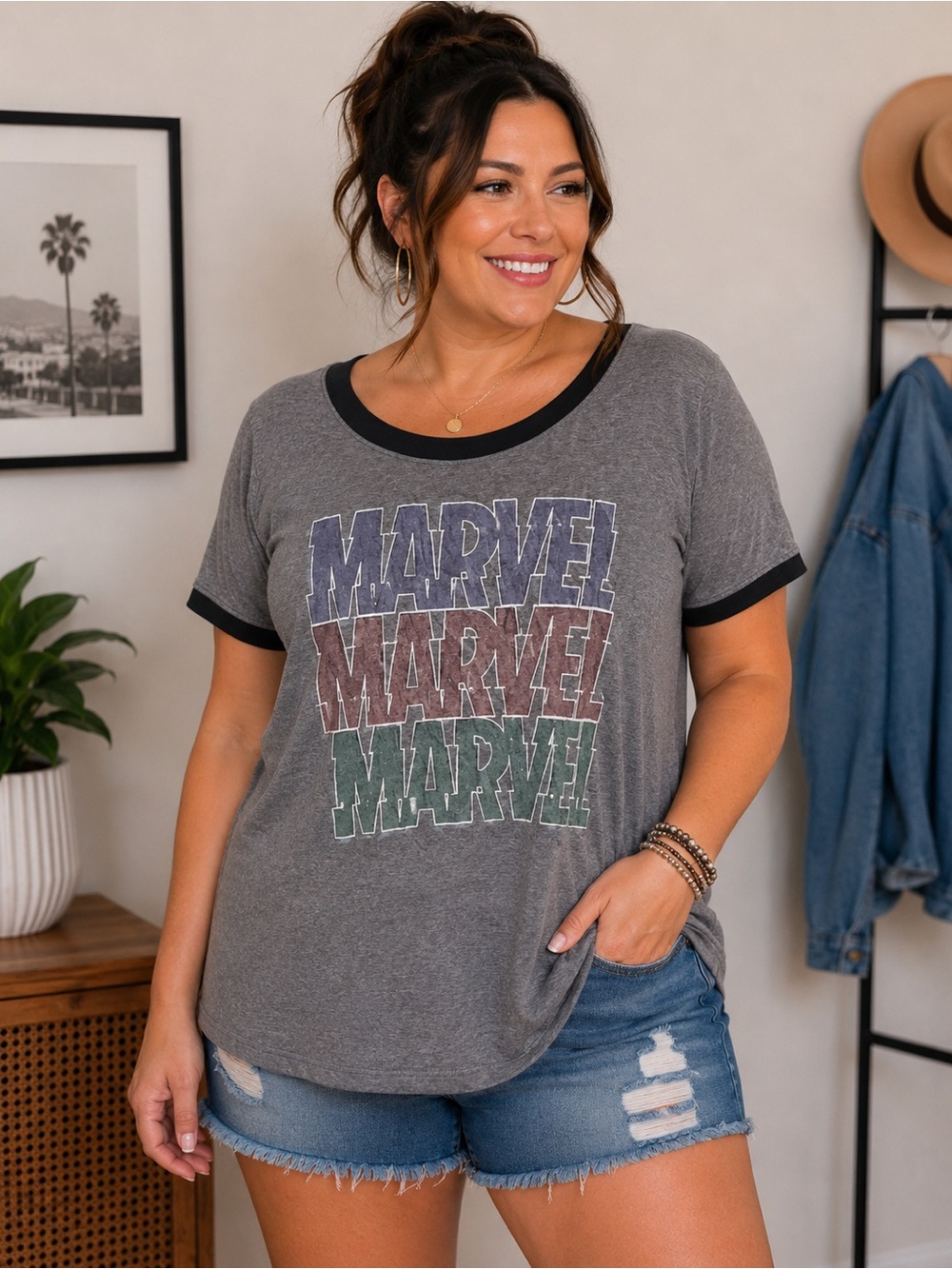 Torrid Marvel Graphic Ringer Tee – Size 1 (Women’s 1X / 14–16)